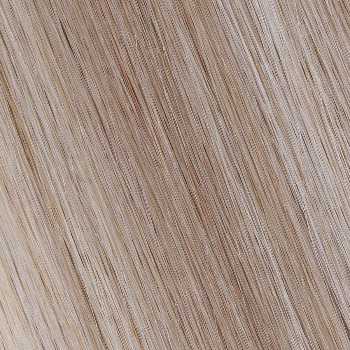 Hair Couture Lengths 7 Pcs Clip On 22 InchHAIR COUTUREColor: 24/18